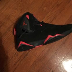 Black Jordan true flight size 11 good condition